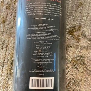 NEW Peloton Reversible Workout Mat